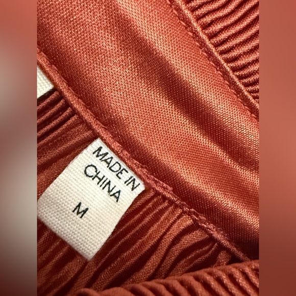 Anthropologie DOLAN lettuce-hem button down top- Medium - Picture 10 of 15